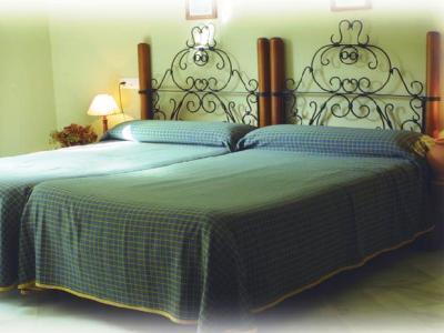 מונטפריו Hotel La Enrea מראה חיצוני תמונה